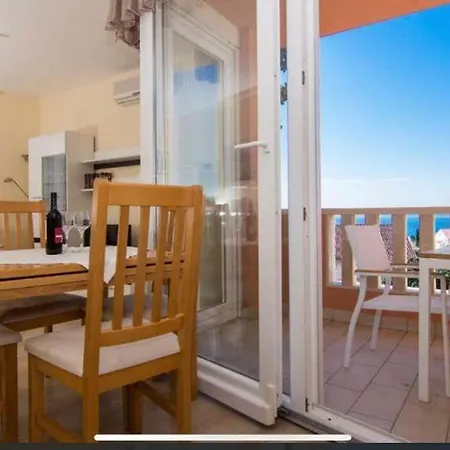 Apartment Anna Seaview *